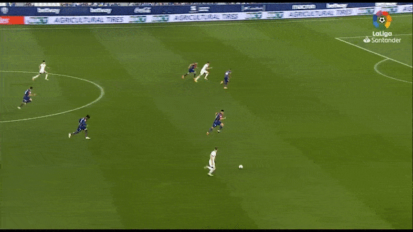 Levante - Osasuna 0-1: Enrique Barja kiến tạo, Ante Budimir ghi bàn duy nhất giành 3 điểm