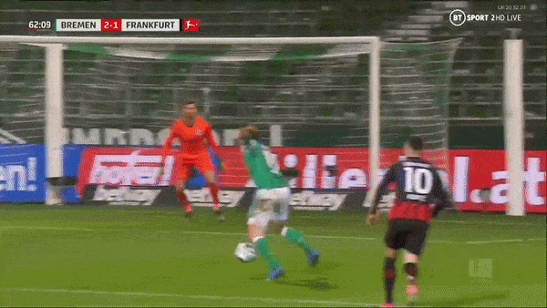 Werder Bremen - E.Frankfurt 2-1: Andre Silva mở bàn nhưng Gebre Selassie, Josh Sargent ngược dòng giành gọn 3 điểm
