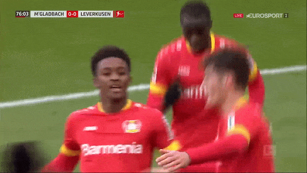 M’gladbach - Leverkusen 0-1: Patrik Schick đệm lòng chớp nhoáng, giành gọn 3 điểm 