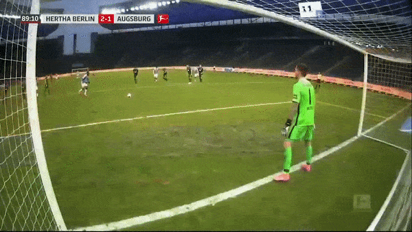 Hertha Berlin - Augsburg 2-1: Laszlo Benes mở bàn nhưng Krzysztof Piatek, Dodi Lukebakio ngược dòng giành 3 điểm