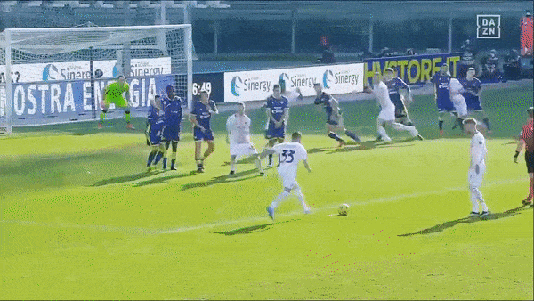 Hellas Verona - AC Milan 0-2: Vắng Ibrahimovic, Krunic vẽ siêu phẩm, Diogo Dalot ấn định chiến thắng, Milan bám đuổi ngôi đầu Serie A của HLV Conte