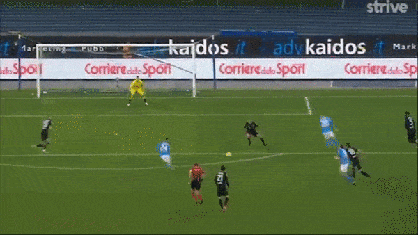 Napoli - Bologna 3-1: Lorenzo Insigne xuất thần cú đúp, Victor Osimhen ấn định chiến thắng, Roberto Soriano chỉ rút ngắn tỷ số