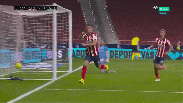 Atletico Madrid - Athletic Bilbao 2-1: Muniain mở bàn, Llorente, Luis Suarez ngược dòng, HLV Simeone hơn Barca 6 điểm trên BXH La Liga