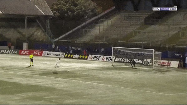 Red Star - Lyon 2-2 (pen 4-5): Lucas Paqueta, Memphis Depay tỏa sáng, Meissa Ba, Jimmy Roye ngược dòng, Toko Ekambi giành vé đi tiếp France Cup