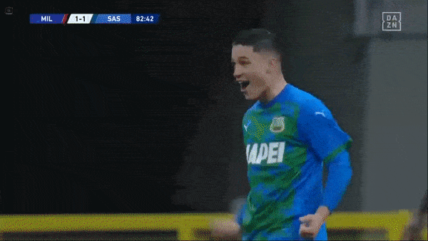 AC Milan - Sassuolo 1-2: Ibrahimovic lại vắng, Calhanoglu mở bàn nhưng Giacomo Raspadori tỏa sáng hạ gục Milan