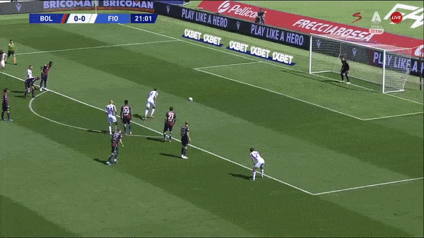 Bologna - Fiorentina 3-3: Dusan Vlahovic, Giacomo Bonaventura tỏa sáng, Rodrigo Palacio xuất thần lập hattrick gỡ hòa