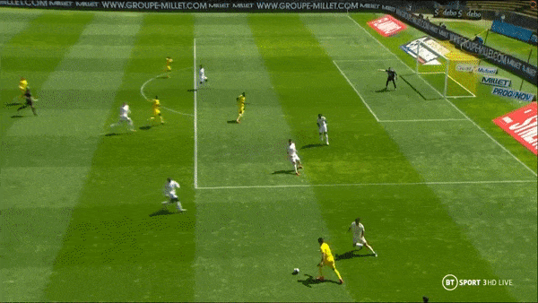 Nantes - Bordeaux 3-0: Kalifa Coulibaly mở bàn đẹp mắt, Imran Louza lập công trên chấm penalty, Randal Kolo Muani ấn định chiến thắng