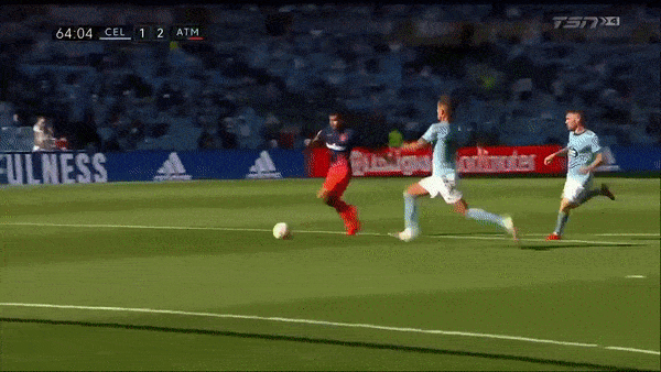 Celta Vigo - Atletico Madrid 1-2: Angel Correa tỏa sáng cú đúp bàn thắng, Hugo Mallo, Hermoso nhận 2 thẻ đỏ, HLV Diego Simeone khai trận không mấy thuận lợi