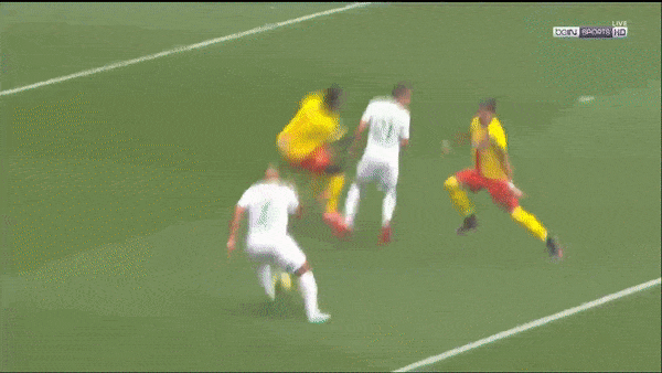 Lens - Saint Etienne 2-2: Rượt đuổi kịch tính, Wahbi Khazri mở bàn ngay phút thứ 1, Ignatius Ganago gỡ hòa, Denis Bouanga lâp công, Seko Fofana buộc chia điểm