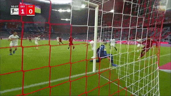 Bayern Munich - Cologne 3-2: Đẳng cấp Lewandowski lên tiếng, Serge Gnabry tỏa sáng cú đúp, Modeste, Uth ngược dòng bất thành