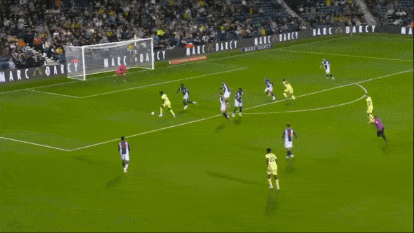 West Brom vs Arsenal 0-6: Aubameyang tỏa sáng hattrick, Pepe, Saka, Lacazette lần lượt khoe tài ghi bàn