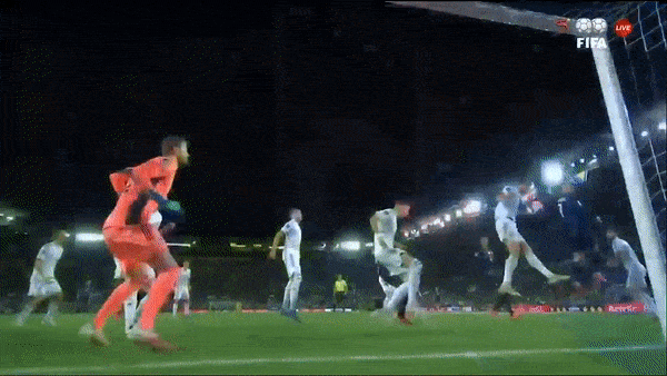 Pháp vs Bosnia & Herzegovina 1-1: Dzeko phá lưới Hugo Lloris, Mbappe, Benzema tịt ngòi, Griezmann gỡ hòa may mắn VAR chấp nhận