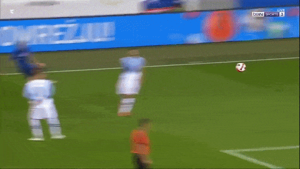 Slovenia vs Slovakia 1-1: Robert Bozenik đánh đầu mở tỷ số, 10 phút sau Petar Stojanovic buộc chia điểm