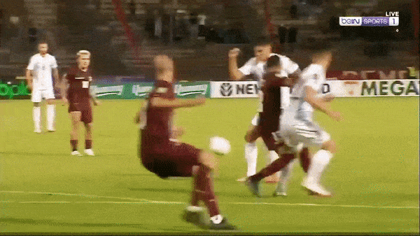 Venezuela vs Argentina 1-3: Messi bị cô lập, Martinez, Correa, Correa tỏa sáng, Soteldo ghi bàn từ chấm penalty, Martinez nhận thẻ đỏ