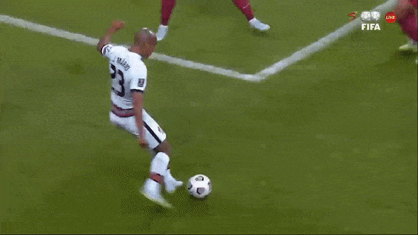 Giao hữu, Qatar vs Bồ Đào Nha 1-3: Dù vắng Ronaldo, Andre Silva, Otavio, Fernandes vẫn lần lượt tỏa sáng giành chiến thắng dễ dàng, Barsham, Khoukhi nhận thẻ đỏ