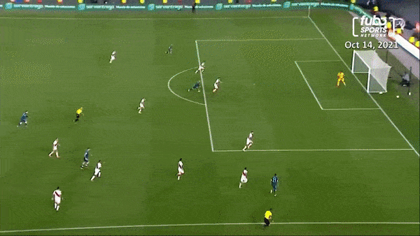 Argentina vs Peru 1-0: Messi lặng lẽ, Nahuel Molina căng ngang, Lautaro Martinez đánh đầu đẹp mắt