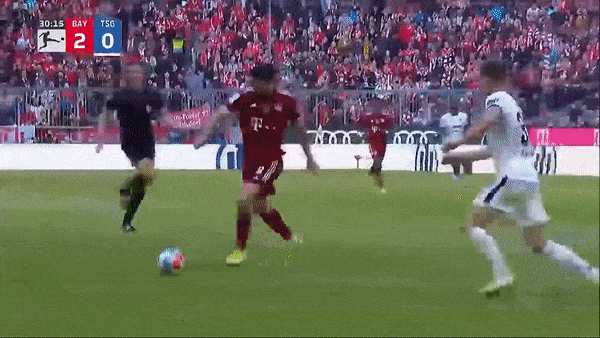 Bayern Munich vs Hoffenheim 4-0: Dàn sao Gnabry, Lewandowski, Choupo-Moting, Coman lần lượt khoe tài, Bayern vượt Borussia Dortmund tạm dẫn đầu Bundesliga