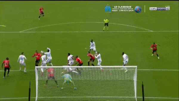 Rennes vs Strasbourg 1-0: Lovro Majer kiến tạo từ pha phạt góc, Nayef Aguerd đánh đầu đẹp mắt, ghi bàn duy nhất giành gọn 3 điểm