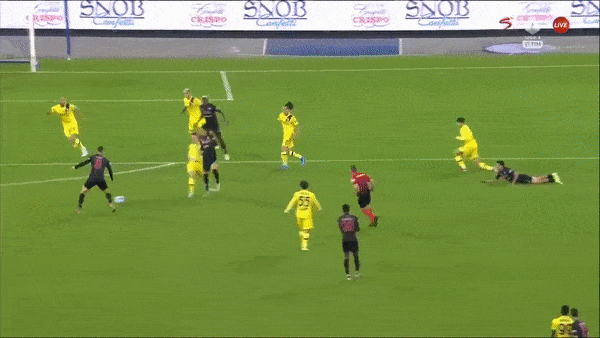 Napoli vs Bologna 3-0: Elmas kiến tạo, Fabian Ruiz mở tỷ số, Insigne tỏa sáng cú đúp từ chấm penalty, Napoli vượt AC Milan dẫn đầu Serie A