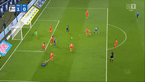 Hoffenheim vs Hertha Berlin 2-0: Andrej Kramaric mở tỷ số, Sebastian Rudy chốt hạ chiến thắng, Dedryck Boyata nhận thẻ đỏ 