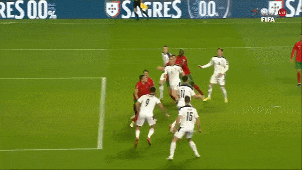 Bồ Đào Nha vs Serbia 1-2: Renato Sanches sớm mở bàn nhưng Tadic, Mitrovic xuất thần thắng ngược dòng, Ronaldo mất vé trực tiếp đến World Cup 2022, phải tranh play-off