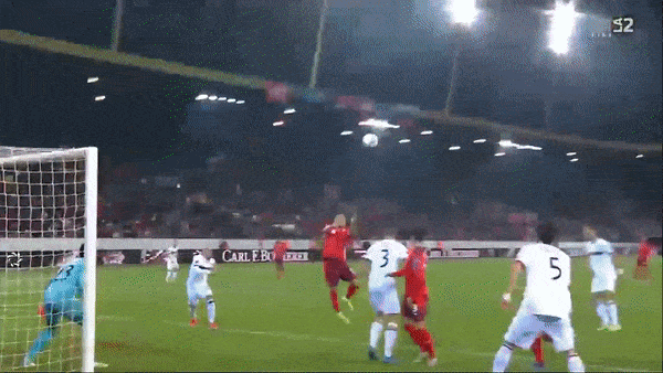 Thụy Sĩ vs Bulgaria 4-0: Noah Okafor đánh đầu cận thành, Ruben Vargas, Cedric Itten, Remo Freuler xuất thần, vượt mặt Italia giành vé trực tiếp dự VCK World Cup 2022