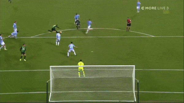 Sassuolo vs Lazio 2-1: Zaccagni mở bàn nhưng Berardi, Raspadori lần lượt tỏa sáng ngược dòng, Kaan Ayhan nhận thẻ đỏ cuối trận