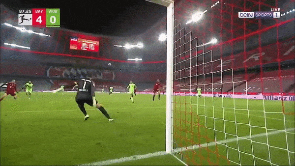 Bayern Munich vs Wolfsburg 4-0: Thomas Muller mở tiệc bàn thắng, Dayot Upamecano, Leroy Sane, Robert Lewandowski lần lượt khẳng định sức mạnh Bayern tại Bundesliga