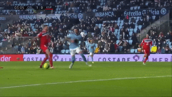 Celta Vigo vs Espanyol 3-1: Santi Mina sớm mở bàn phút thứ 3, Iago Aspas, Denis Suarez lần lượt khoe tài ghi bàn, Loren Moron lập siêu phẩm cuối trận 