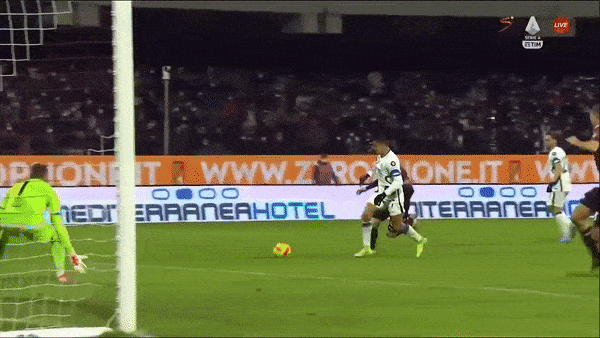 Salernitana vs Inter Milan 0-5: Lần lượt Perisic, Dumfries, Sanchez, Martinez, Gagliardini tỏa sáng, HLV Simone Inzaghi củng cố ngôi đầu Serie A