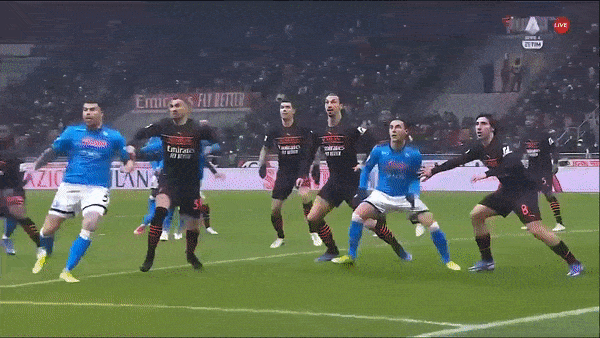 AC Milan vs Napoli 0-1: Piotr Zielinski đá phạt góc, Elif Elmas sớm ghi bàn, VAR không công nhận bàn thắng của Franck Kessie, Napoli tạm xếp trên AC Milan