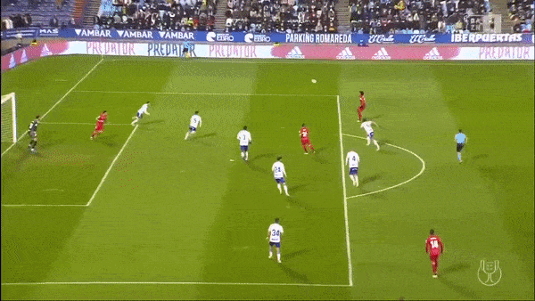 Real Zaragoza vs Sevilla 0-2: Jules Kounde sút xa mở bàn đẹp mắt, Rafa Mir chốt hạ chiến thắng nhẹ nhàng