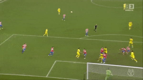 Sporting Gijon vs Villarreal 2-1: Raul Albiol chớp thời cơ mở bàn nhưng Uros Djurdjevic, Bohdan Milovanov ngược dòng giành chiến thắng