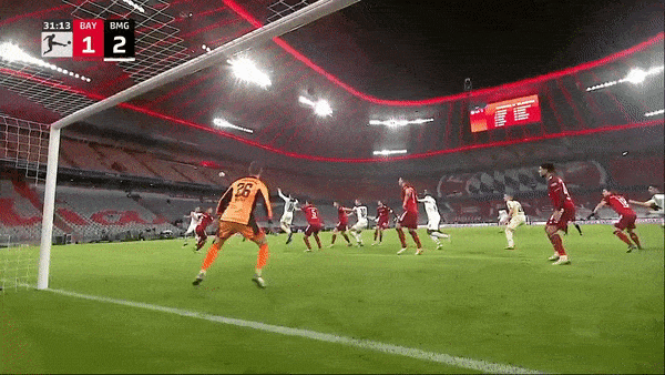 Bayern Munich vs M'gladbach 1-2: Ngôi sao Lewandowski tỏa sáng mở bàn nhưng Neuhaus, Lainer bất ngờ hạ gục Bayern sau 13 phút