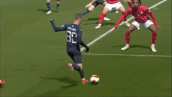 Swindon Town vs Man City 1-4: Lần lượt Bernardo Silva, Jesus, Gundogan, Palmer trổ tài ghi bàn, HLV Pep Guardiola dễ dàng vào vòng 4 FA Cup