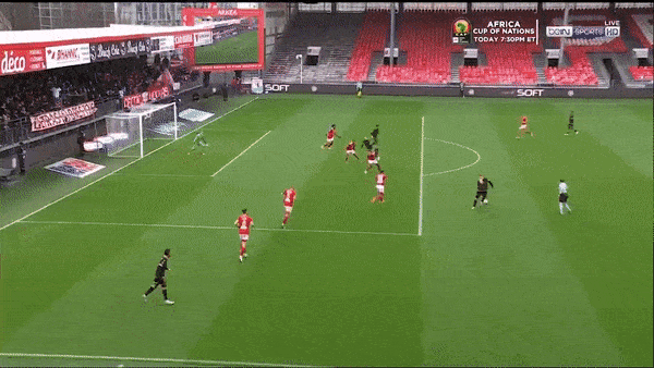 Brest vs Nice 0-3: Kasper Dolberg khai bàn, Andy Delort, Amine Gouiri góp công chiến thắng đậm đà, Morgan Schneiderlin thẻ đỏ đáng tiếc