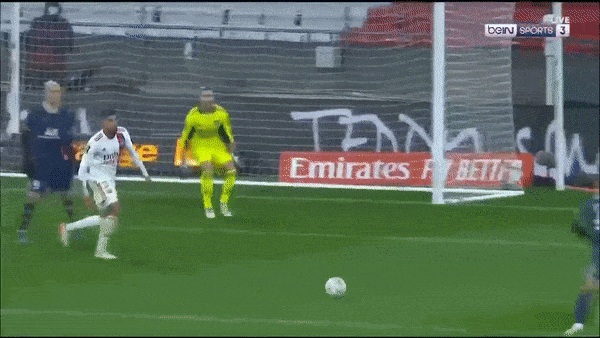 Lyon vs PSG 1-1: Messi, Neymar chưa hồi phục, Guimaraes kiến tạo, Paqueta bất ngờ hạ Navas, Michut kiến tạo, Thilo Kehrer cứu thua, Mbappe kém duyên 