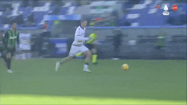 Sassuolo vs Verona 2-4: Gianluca Scamacca, Gregoire Defrel lập công, Gianluca Caprari ghi bàn, Antonin Barak xuất thần lập hattrick thắng xứng đáng