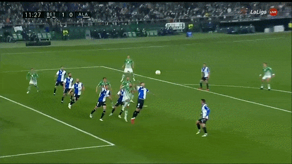 Real Betis vs Alaves 4-0: Borja Iglesias tỏa sáng cú đúp, Sergio Canales ghi bàn, Juanmi ấn định chiến thắng tưng bừng