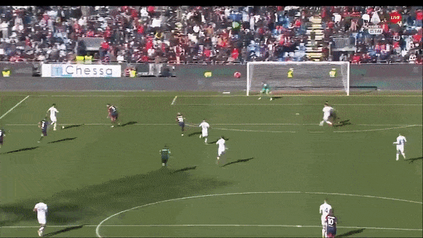 Cagliari vs Fiorentina 1-1: Joao Pedro mở tỷ số, Alvaro Odriozola thẻ đỏ, Cristiano Biraghi hỏng penalty, Riccardo Sottil gỡ hòa 