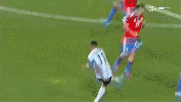 Chile vs Argentina 1-2: Không Messi, ngôi sao Di Maria mở tỷ số bằng siêu phẩm, Brereton Diaz gỡ hòa nhưng Lautaro Martinez ấn định chiến thắng