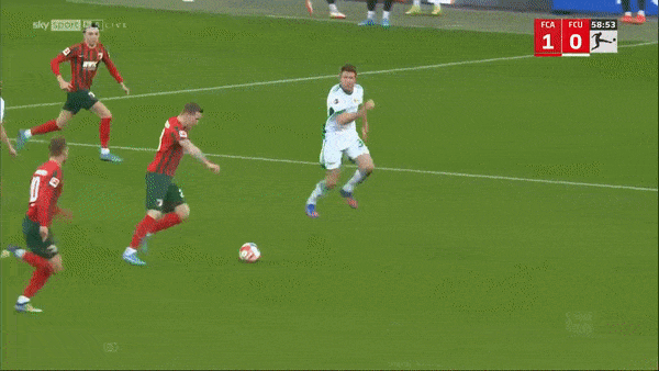 Augsburg vs Union Berlin 2-0: Michael Gregoritsch tỏa sáng, Andre Hahn sút xa đẹp mắt ấn định chiến thắng