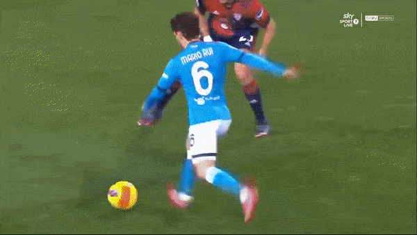 Cagliari vs Napoli 1-1: Alessandro Deiola kiến tạo, Gaston Pereiro mở tỷ số, Mario Rui tạt cánh, Victor Osimhen đánh đầu đẹp mắt kịp cứu thua HLV Luciano Spalletti