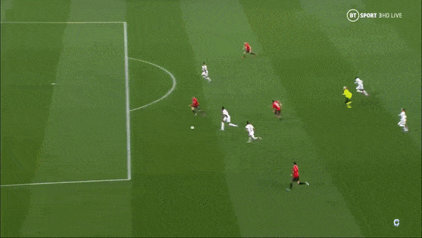 Lyon vs Rennes 2-4: Bourigeaud, Santamaria, Majer, Terrier lần lượt áp đảo đối thủ, Traore phản lưới nhà, Dembele ngược dòng bất thành