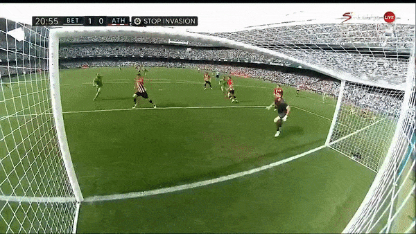 Real Betis vs Athletic Bilbao 1-0: Juan Miranda bấm bóng, Borja Iglesias đánh đầu cận thành chốt hạ chiến thắng suýt sao