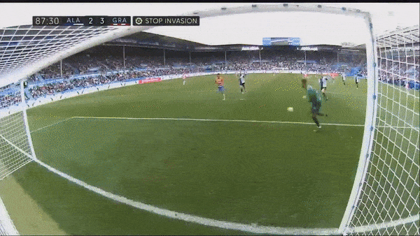 Alaves vs Granada 2-3: Gonzalo Escalante, Manu Vallejo lập công, Sergio Escudero, Antonio Puertas, Luis Suarez ngược dòng giành gọn 3 điểm, Aaron Escandell nhận thẻ đỏ