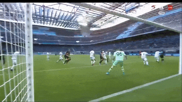 Inter vs Hellas Verona 2-0: Perisic kiến tạo, Barella dứt điểm mở bàn, lại Perisic đánh đầu chuyền bóng, Dzeko đệm bóng cận thành chốt hạ chiến thắng