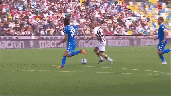 Udinese vs Empoli 4-1: Ardian Ismajli sớm phản lưới nhà, Gerard Deulofeu, Ignacio Pussetto, Lazar Samardzic lần lượt tỏa sáng, Andrea Pinamonti ghi bàn trên chấm penalty