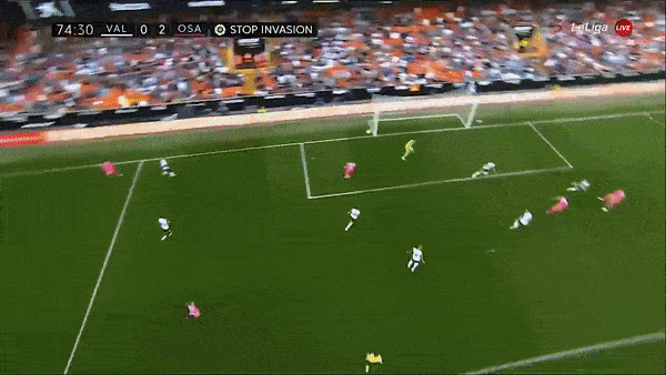 Valencia vs Osasuna 1-2: Ezequiel Avila mở bàn trên chấm penalty, Ante Budimir nhân đôi cách biệt, Carlos Soler chỉ có thể rút ngắn tỷ số