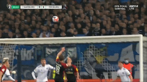 Hamburger vs Freiburg 1-3: Nils Petersen, Nicolas Hofler, Vincenzo Grifo lần lượt chiếm thế trận sau 35 phút, giành vé chung kết DFB Cup 2022